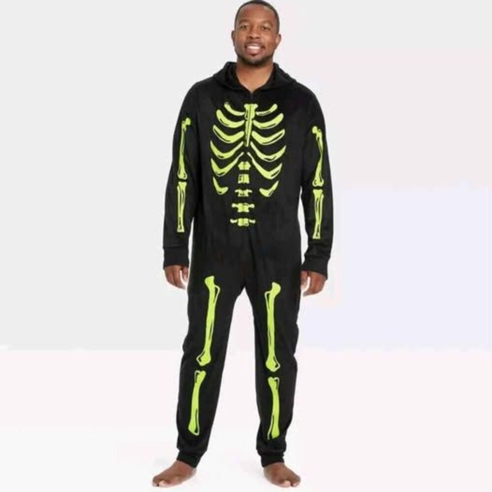 Hyde & Eek Men's 1-Piece Glow In The Dark Pajamas, Hooded Skeleton, size M - NEW